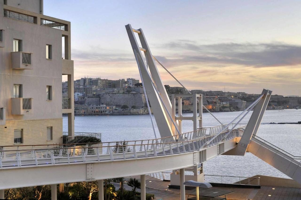 Luxe Apartment With Valletta And Harbour Views Сліма Екстер'єр фото