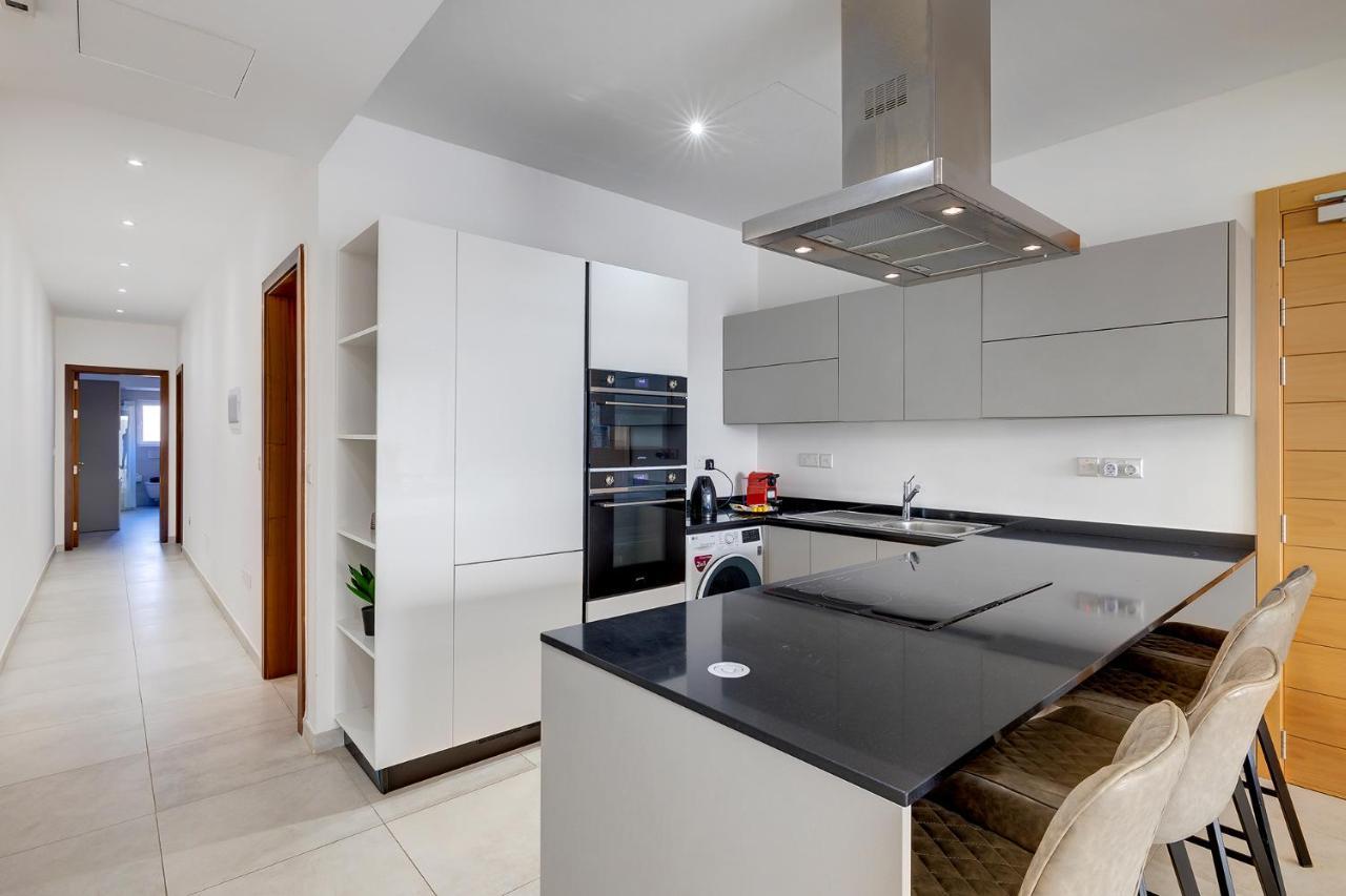 Luxe Apartment With Valletta And Harbour Views Сліма Екстер'єр фото